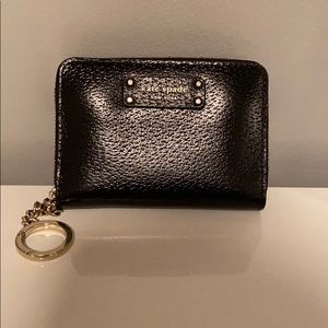 Keychain wallet
